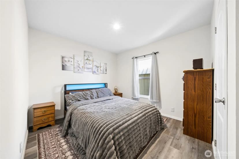Property photo for 1828 197th Avenue Sw, Lakebay photo 11