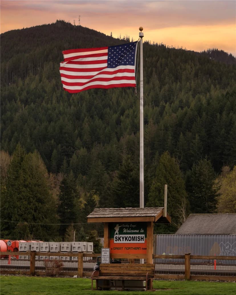 Property photo for 205 Old Cascade Highway E, Skykomish photo 4