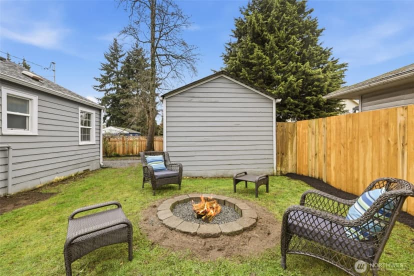 Property photo for 317 Sw 124th Street, Seattle photo 17