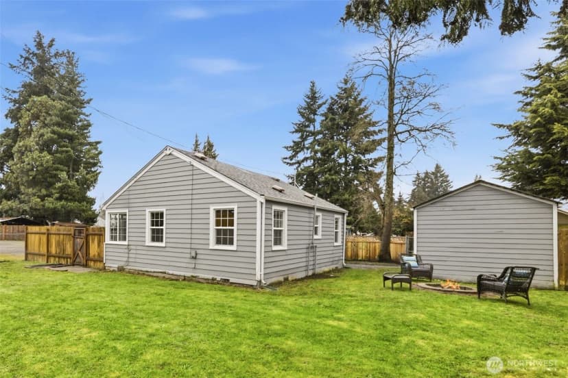 Property photo for 317 Sw 124th Street, Seattle photo 19