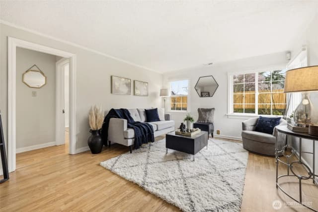 Property photo for 317 Sw 124th Street, Seattle photo 4