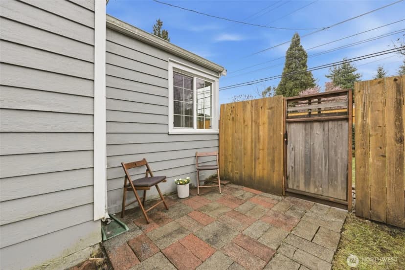 Property photo for 317 Sw 124th Street, Seattle photo 15
