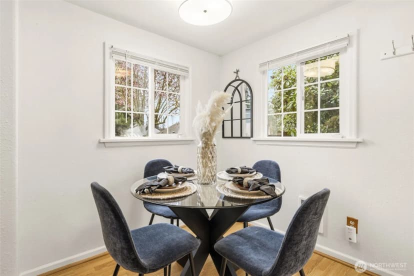 Property photo for 317 Sw 124th Street, Seattle photo 10