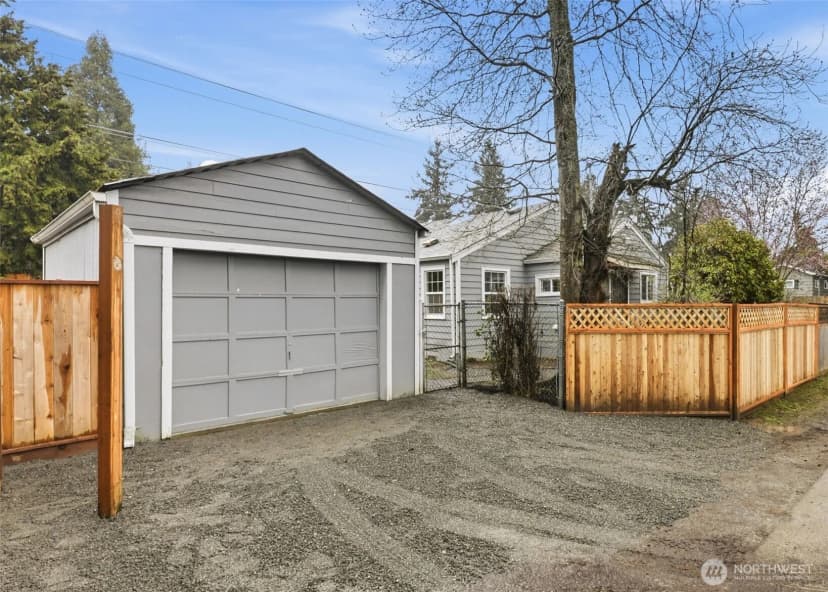 Property photo for 317 Sw 124th Street, Seattle photo 21
