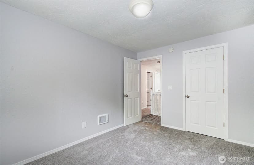 Property photo for 616 N 4th Avenue, Kelso photo 21
