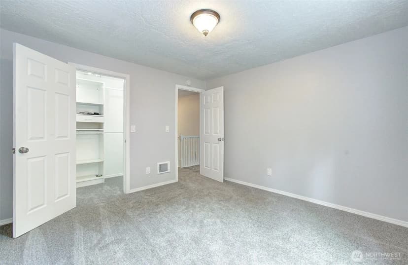 Property photo for 616 N 4th Avenue, Kelso photo 24