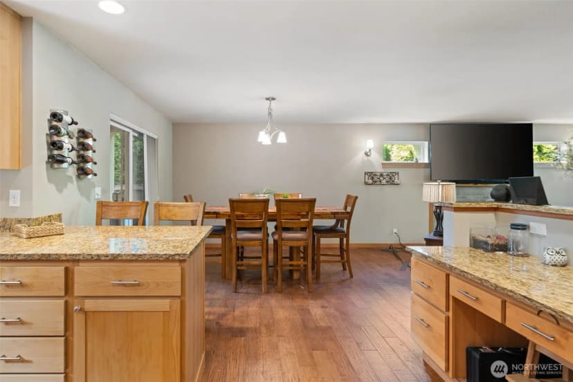 Property photo for 8992 Denise Place Ne, Bremerton photo 11