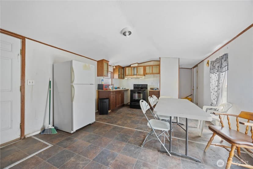 Property photo for 7891 Rd R Nw, Quincy photo 24