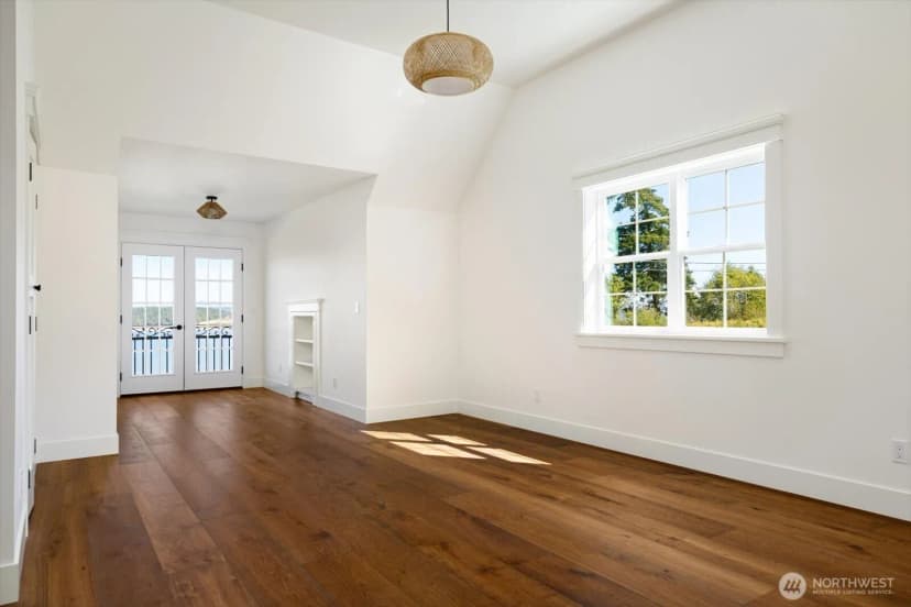 Property photo for 1649 Scenic Heights Road, Oak Harbor photo 30