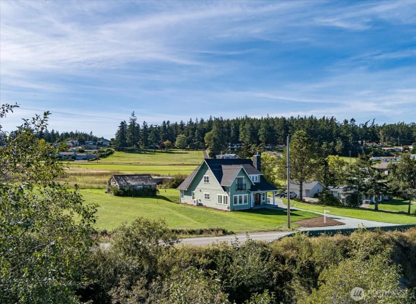 Property photo for 1649 Scenic Heights Road, Oak Harbor photo 6