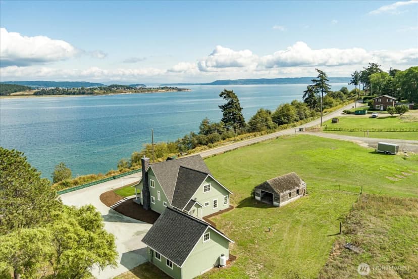 Property photo for 1649 Scenic Heights Road, Oak Harbor photo 8