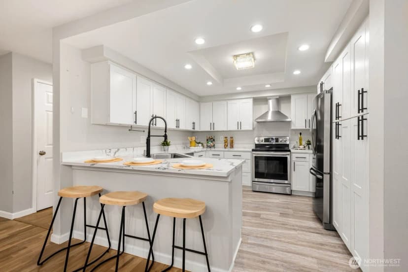 Property photo for 7600 Se 29th St #311, Mercer Island photo 9