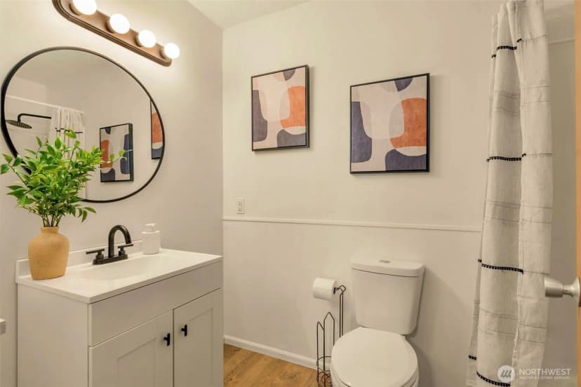 Property photo for 1425 S Puget Drive #i5, Renton photo 15