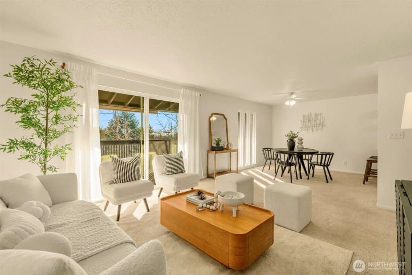 Property photo for 1425 S Puget Drive #i5, Renton photo 4