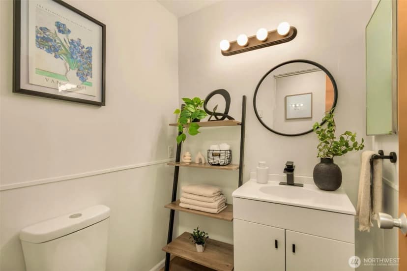 Property photo for 1425 S Puget Drive #i5, Renton photo 17