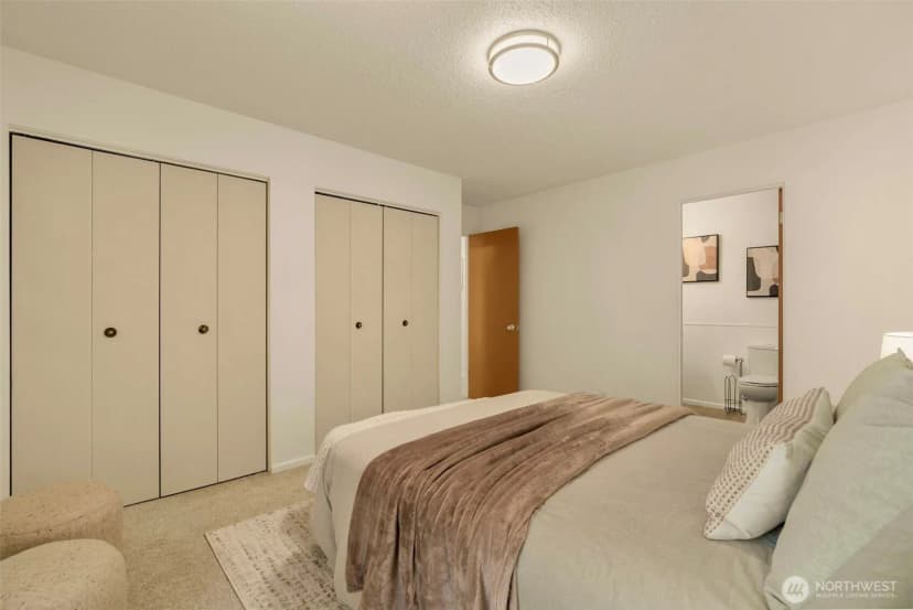 Property photo for 1425 S Puget Drive #i5, Renton photo 14