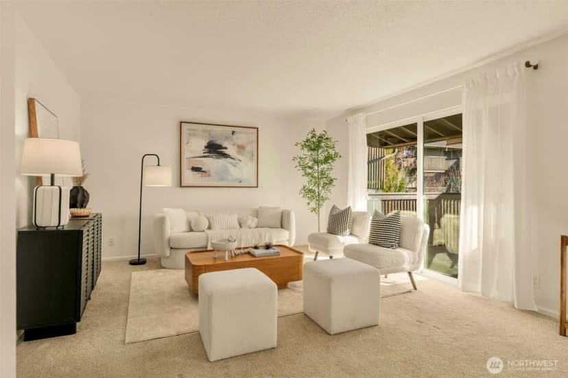 Property photo for 1425 S Puget Drive #i5, Renton photo 3