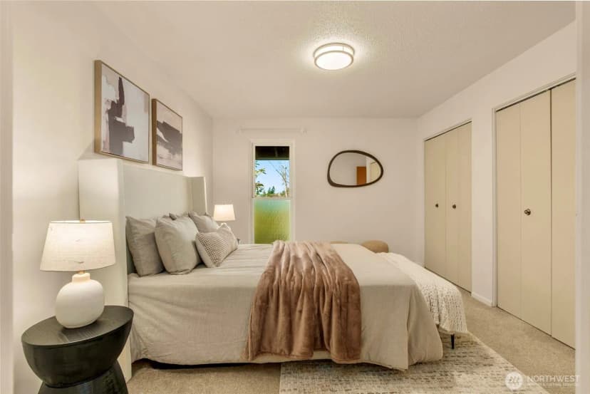 Property photo for 1425 S Puget Drive #i5, Renton photo 12