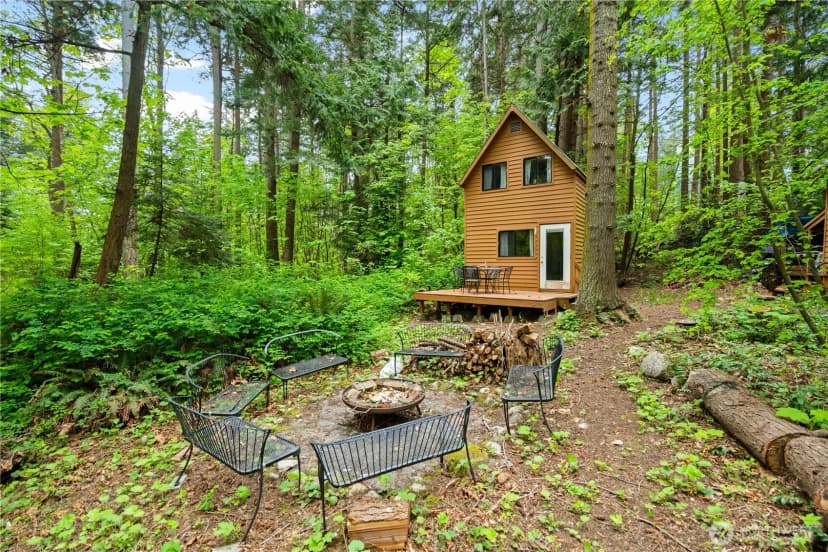Property photo for 89 Eliza Island, Bellingham photo 15