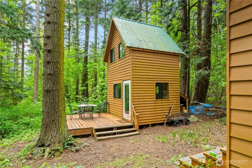Property photo for 89 Eliza Island, Bellingham photo 20