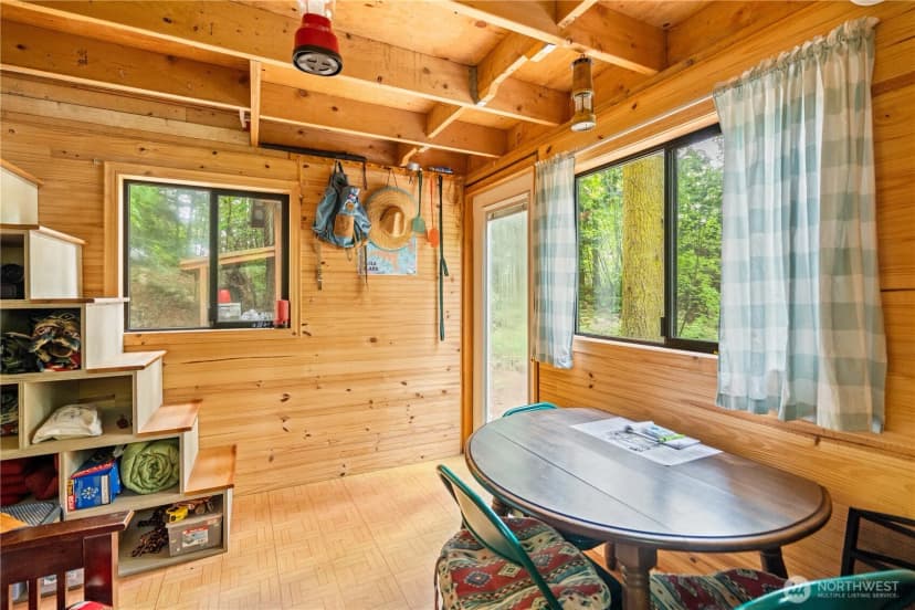 Property photo for 89 Eliza Island, Bellingham photo 9