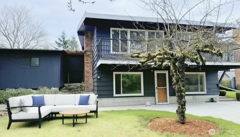 Property photo for 17757 10th Avenue S, Burien photo 2