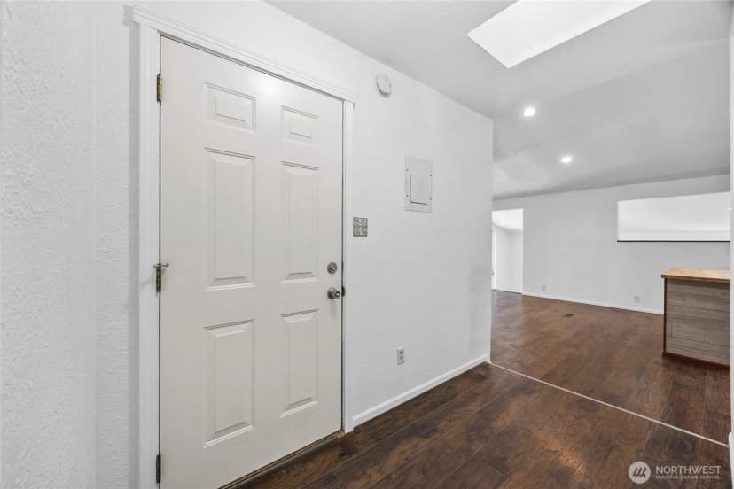 Property photo for 19108 2nd Street Nw, Lakebay photo 4