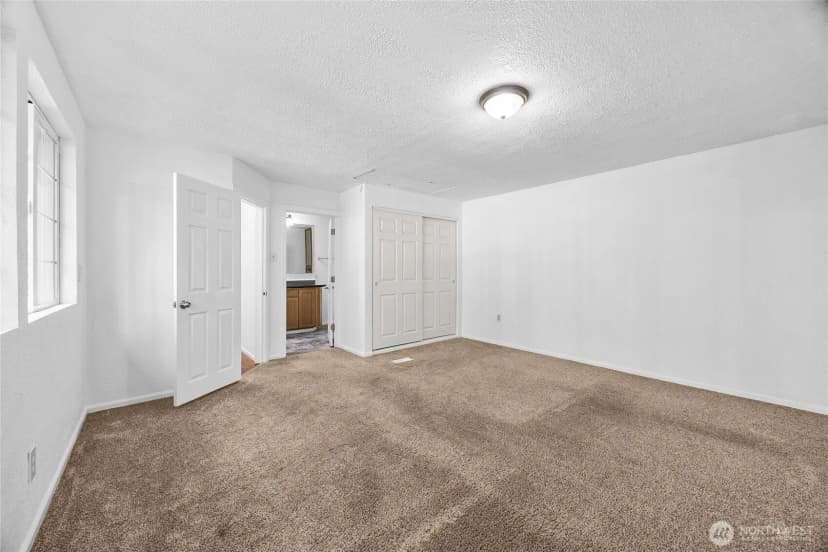 Property photo for 19108 2nd Street Nw, Lakebay photo 6