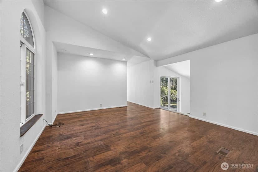 Property photo for 19108 2nd Street Nw, Lakebay photo 14