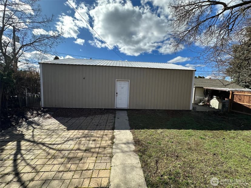 Property photo for 4811 N Lincoln Street, Spokane photo 22