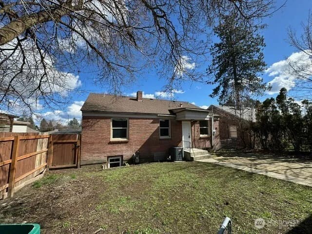 Property photo for 4811 N Lincoln Street, Spokane photo 5