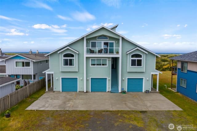 Property photo for 1029 S Sand Dune Avenue Sw, Ocean Shores photo 2