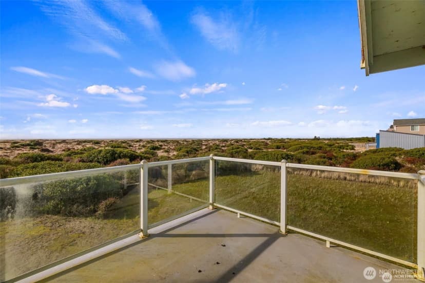 Property photo for 1029 S Sand Dune Avenue Sw, Ocean Shores photo 20