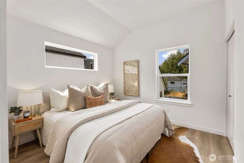 Property photo for 806 S Rose Street, Seattle photo 13