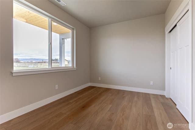 Property photo for 404 E Heatherstone Court, Ellensburg photo 4