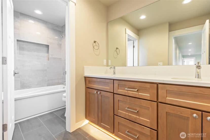 Property photo for 404 E Heatherstone Court, Ellensburg photo 19