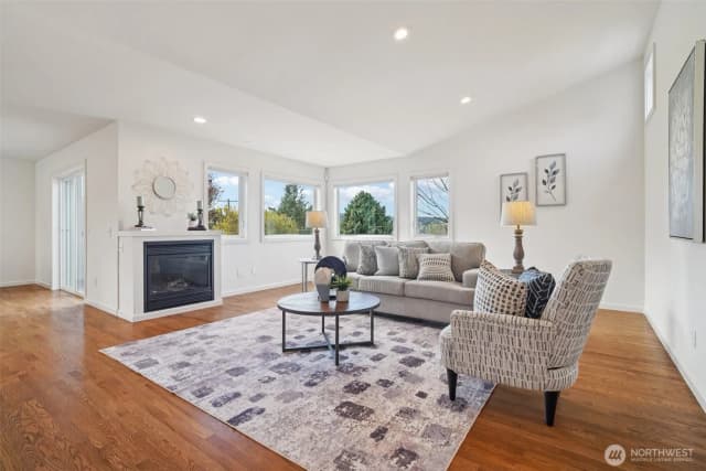 Property photo for 1017 N 31st Street, Renton photo 3