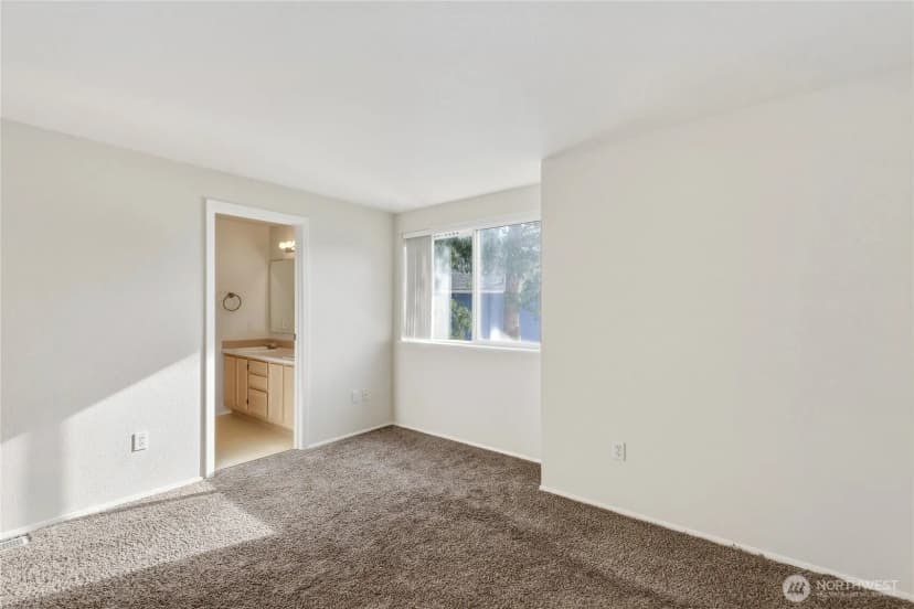 Property photo for 1319 Nw Slate Lane #107, Silverdale photo 16