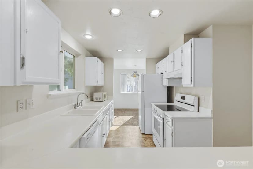 Property photo for 1319 Nw Slate Lane #107, Silverdale photo 7
