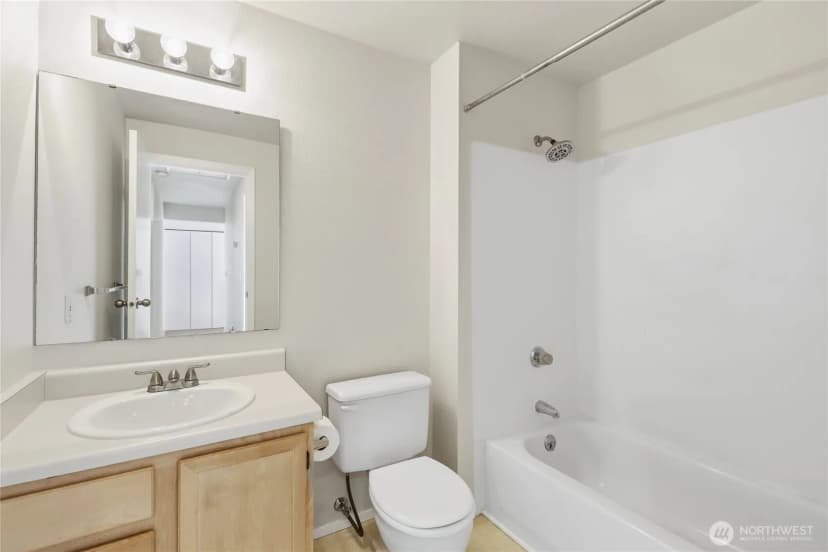 Property photo for 1319 Nw Slate Lane #107, Silverdale photo 24