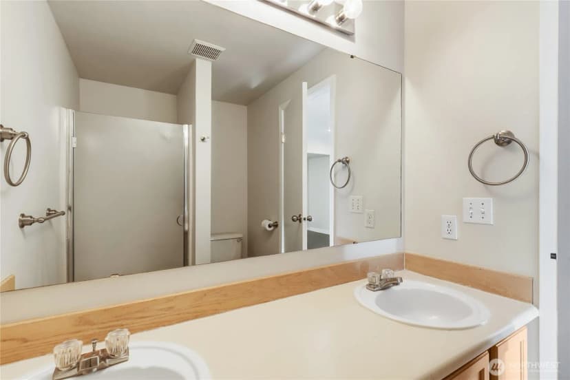 Property photo for 1319 Nw Slate Lane #107, Silverdale photo 18