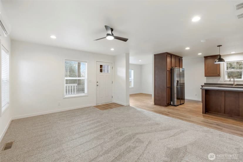 Property photo for 1110 B W Walnut, Centralia photo 8