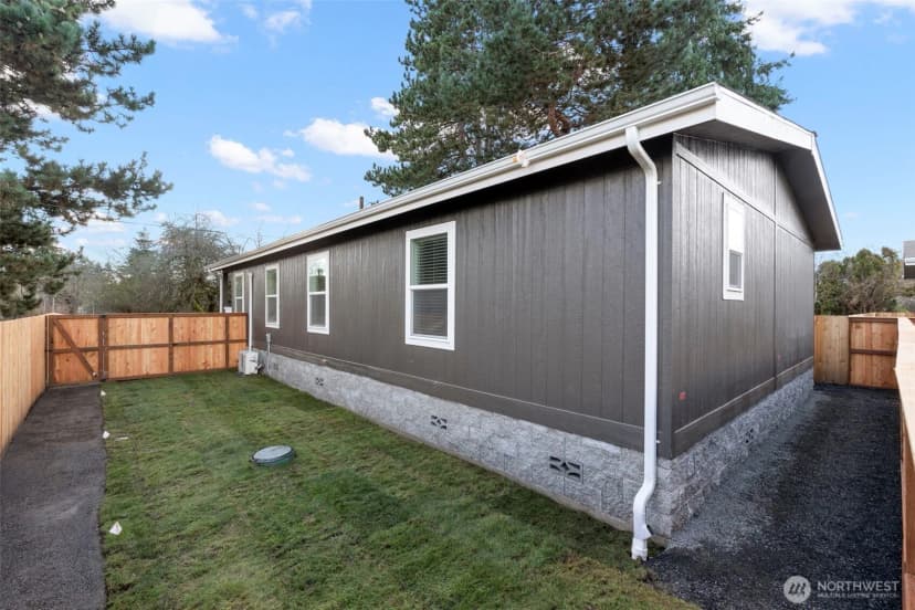 Property photo for 1110 B W Walnut, Centralia photo 3