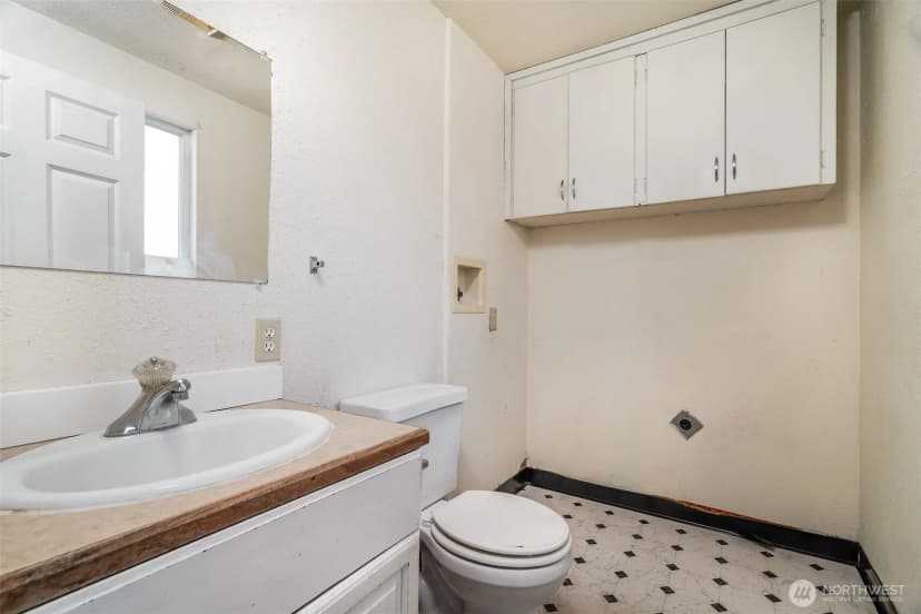 Property photo for 715 S 141st Street, Tacoma photo 12