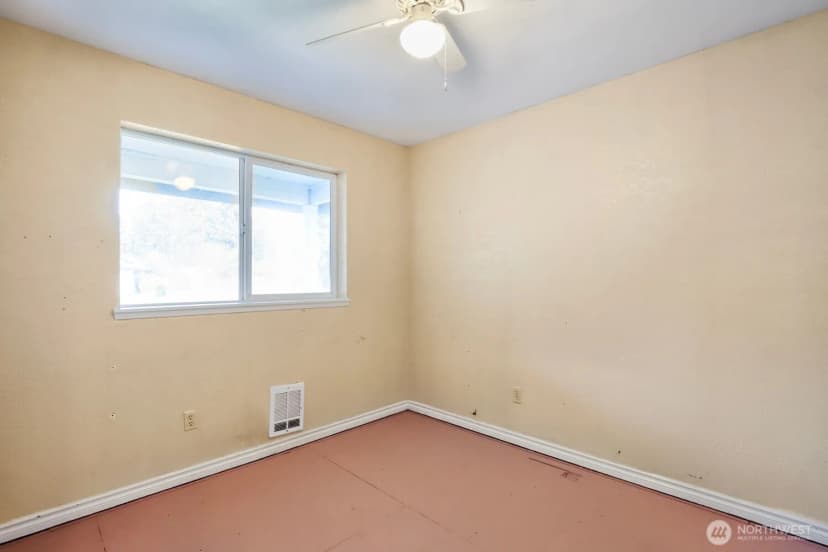 Property photo for 19612 24th Street Sw, Lakebay photo 19