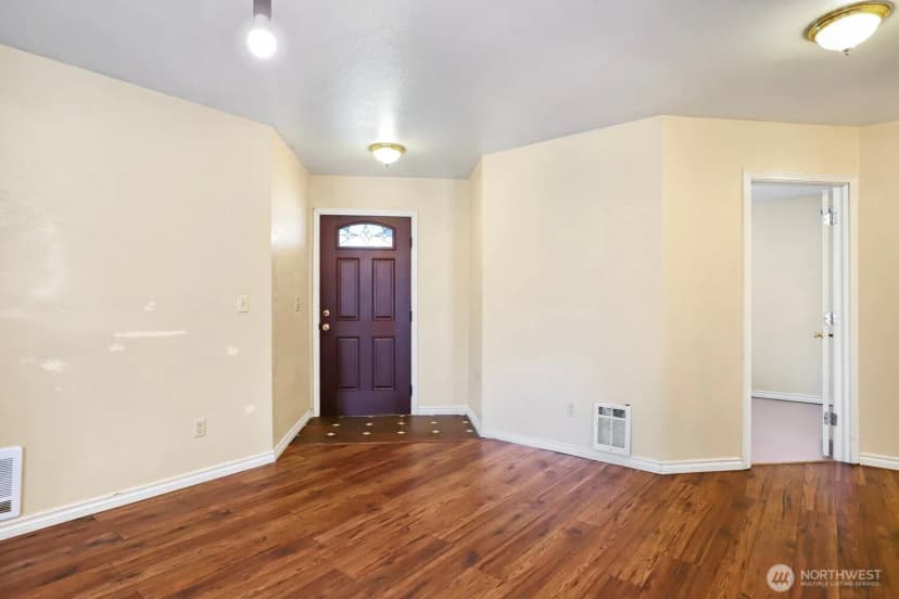 Property photo for 19612 24th Street Sw, Lakebay photo 3
