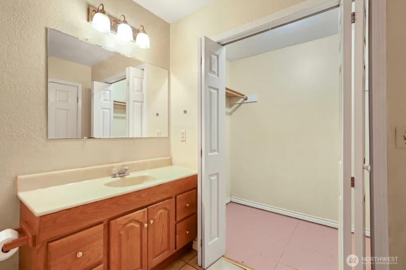 Property photo for 19612 24th Street Sw, Lakebay photo 17