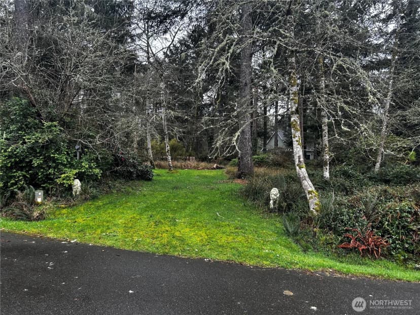 Property photo for 379 Eridani Loop Se, Ocean Shores