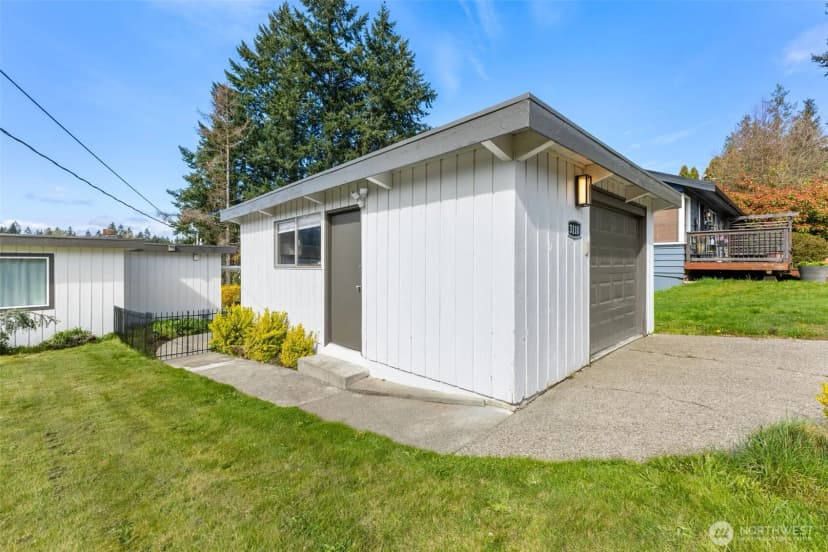 Property photo for 3118 Deer Island Drive E, Lake Tapps photo 28