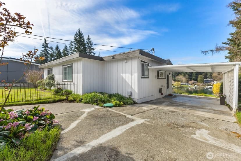 Property photo for 3118 Deer Island Drive E, Lake Tapps photo 19